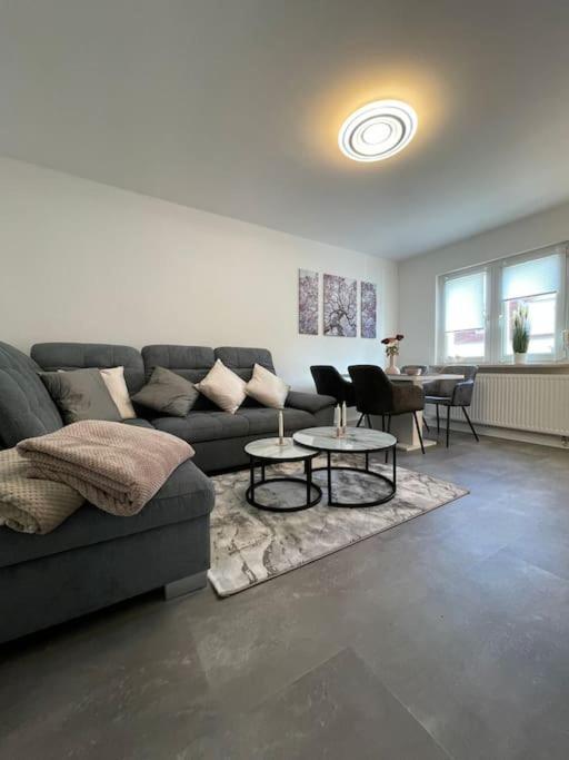 Komfortable Ferienwohnung In Halle-Kroellwitz Halle  Εξωτερικό φωτογραφία